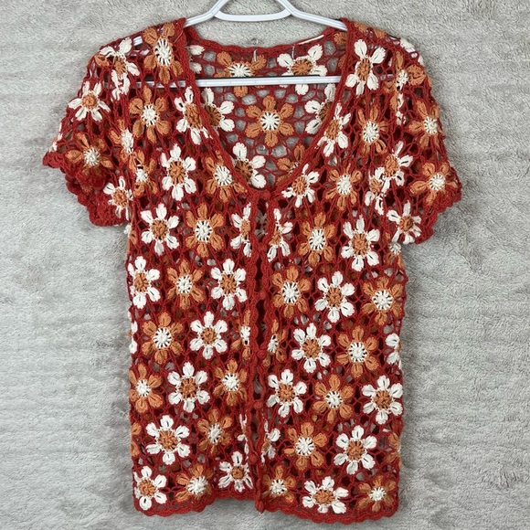 Sweaters - Vintage Y2K Crochet Daisy Knit Sweater Cardigan Button Medium
